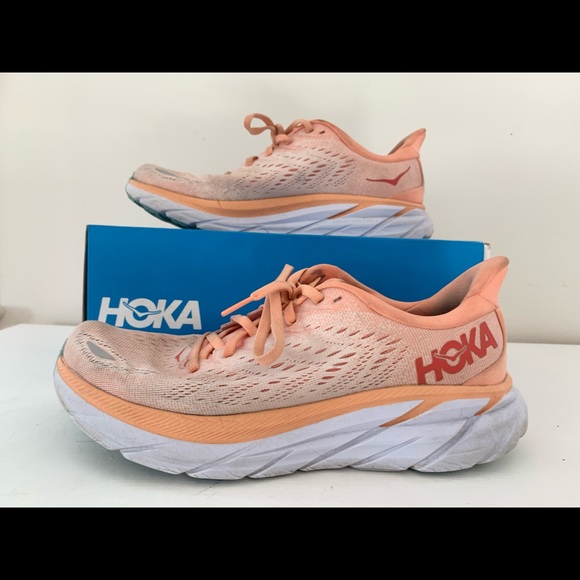hoka clifton pink